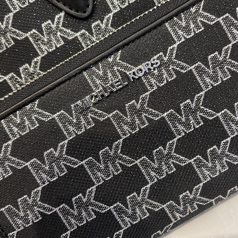 Michael Kors Jet Set Travel Large Phone Case Wristlet Wallet MK Black Multi - Picture 14 of 16